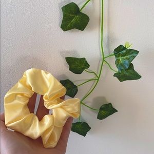 Yellow silk scrunchie! Never used:) super pretty💛